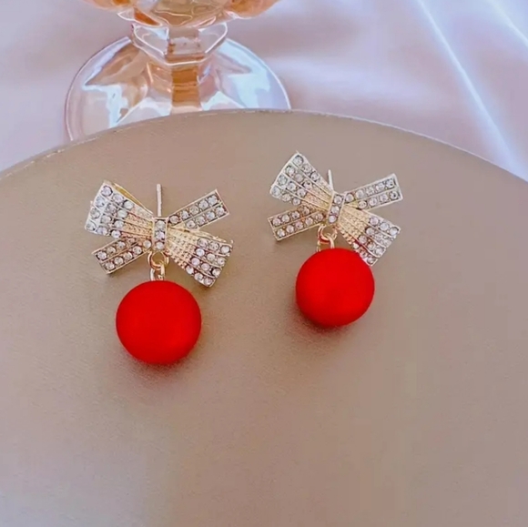 Red Ornament Rhinestone Earrings - Picture 5 of 9